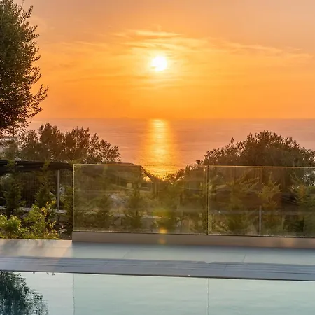 Horizon Retreat *
